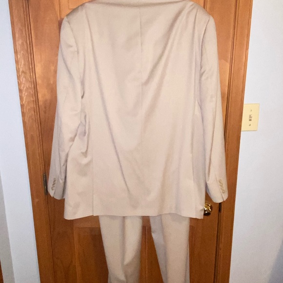 Michael Kors Men  Suit - Picture 4 of 13